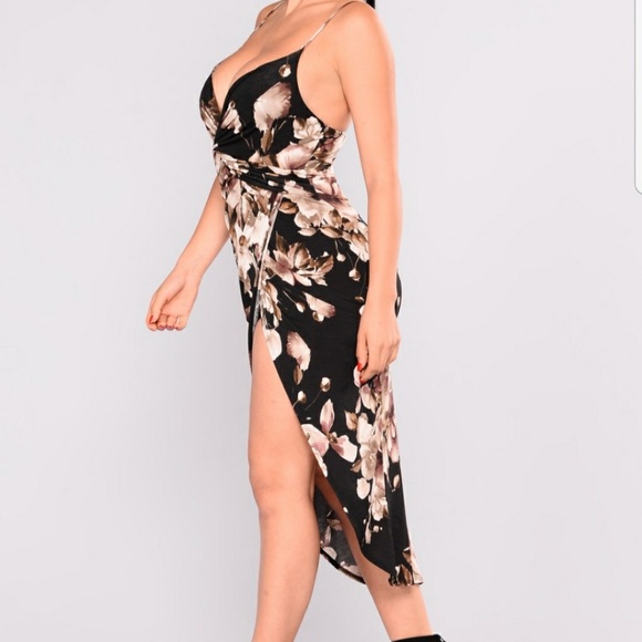 Dress - Picture 2 of 2